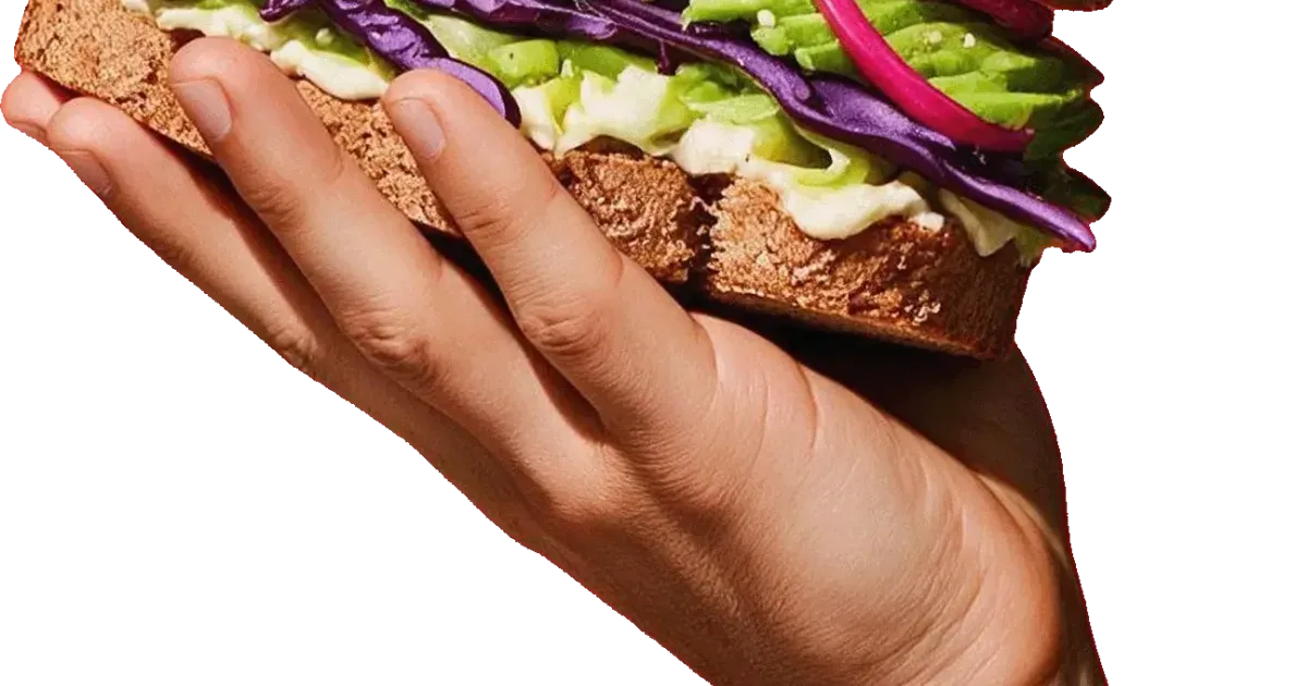 Imagen oficial de la web de Panrico con un sándwich, consultada durante el análisis de su nueva comunicación